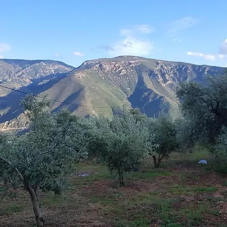 Gateway To The Alpujarras, 'cortijo Derry' Guest house *